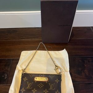 Excellent preowned  original Louise Vuitton small pouch